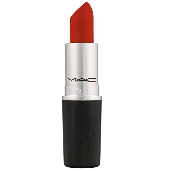 MAC CHILI matte lipstick shade 602 - Picture 6 of 8